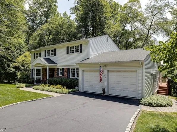 128 Ormont Rd, Chatham Twp., NJ 07928