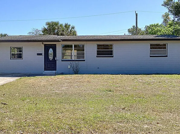 1015 Cadillac Dr, Daytona Beach, FL 32117