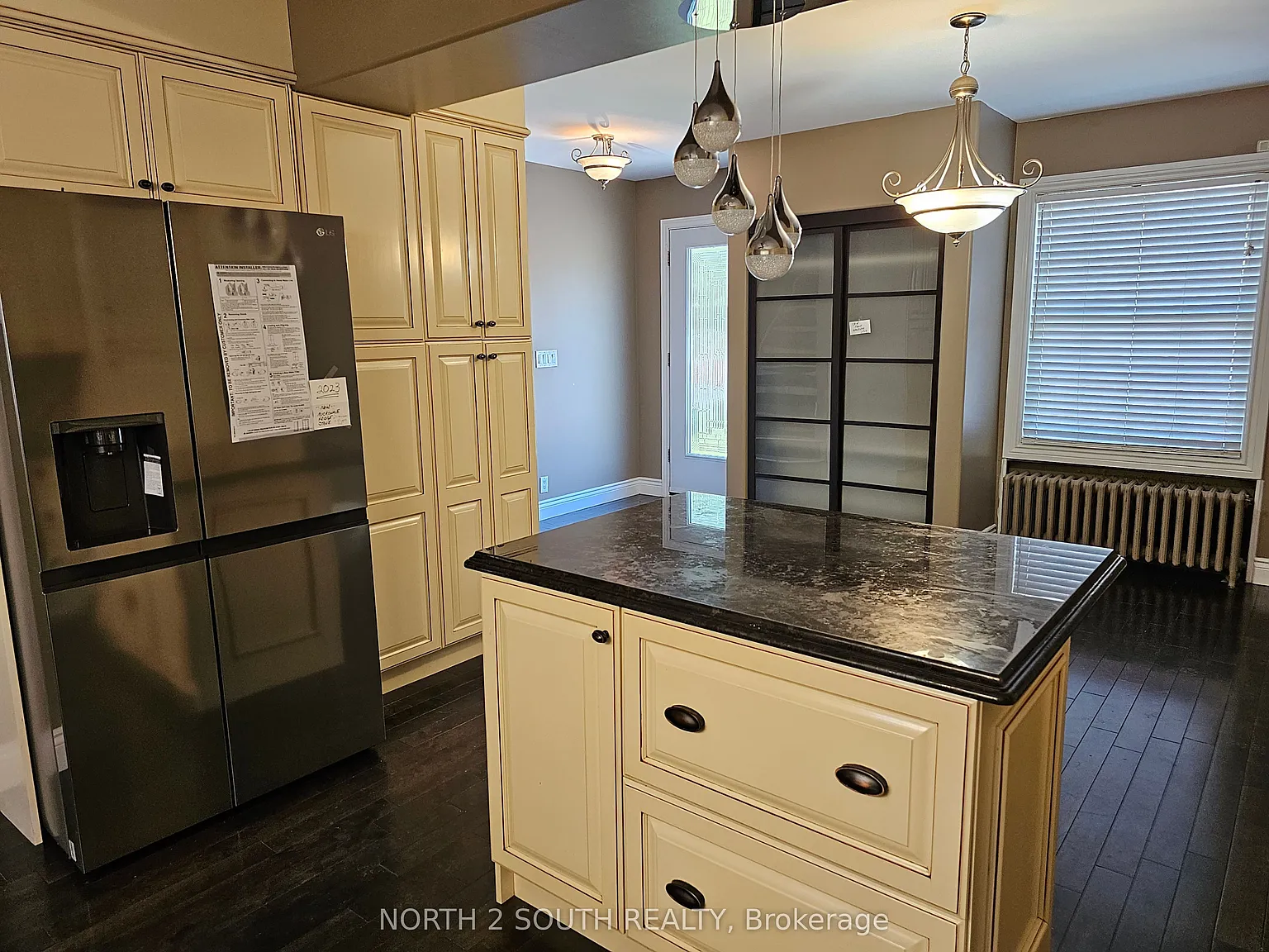 2 bed, $2,600 — Photo 4