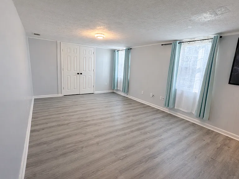 Ground floor - 2nd Master bedroom