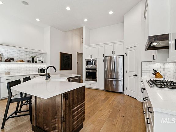 4th image of 3651 W Sand Wedge St