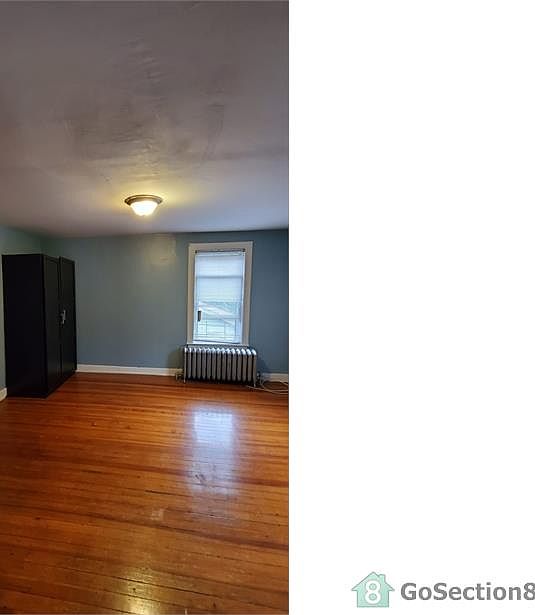2nd image of 262 Palisade Ave