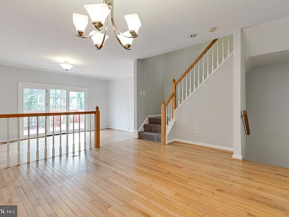 4th image of 6188 Darleon Pl
