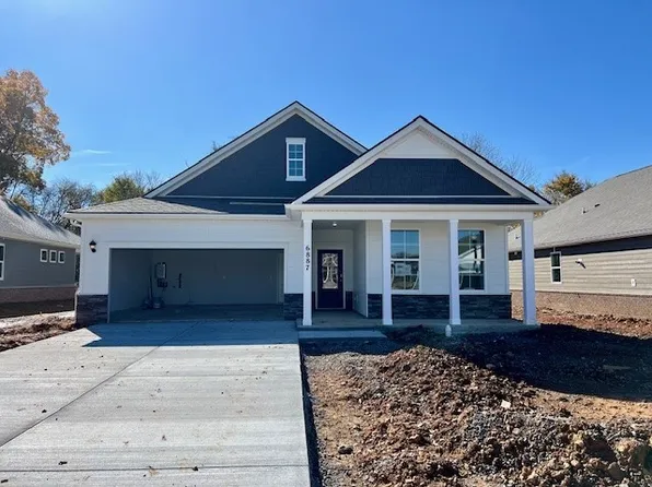 6887 Japonica Ln, White House, TN 37188