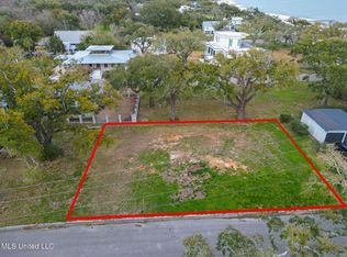 103 E Azalea Dr, Long Beach, MS 39560