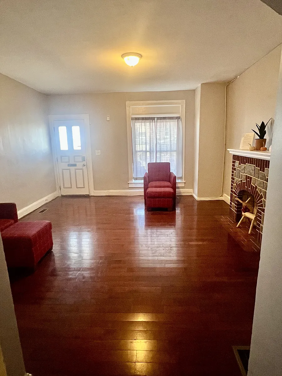 Building Photo - 1034 N Bentalou St #5