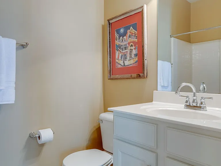 608 Patriot Ln — Photo 40