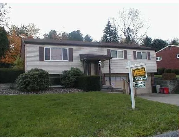 229 McAlister Dr photo 1