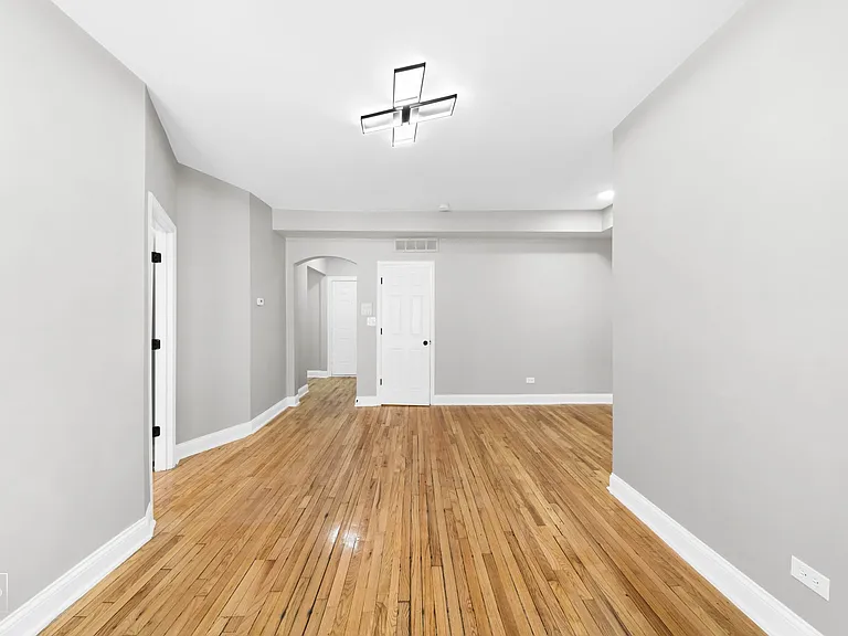 5832 W North Ave Chicago, IL 60639 — Photo 2