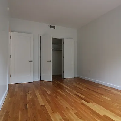 Rented by Nooklyn NYC LLC | media 40