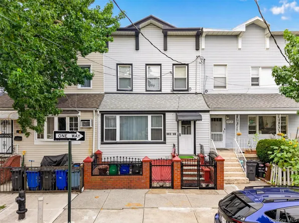 104-21 92nd Avenue, Richmond Hill, NY 11418