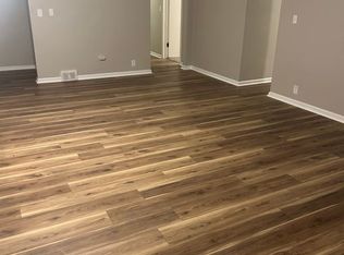 20135 Eureka Rd, Taylor, MI 48180