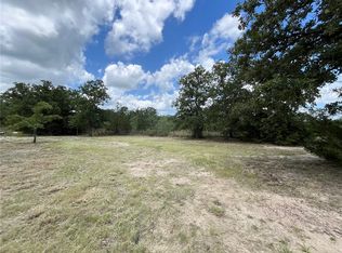 33 Apache Dr N, Somerville, TX 77879
