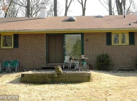 4th image of 22 Linda Ln