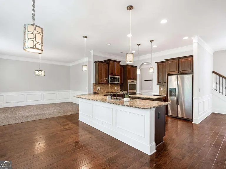 2214 Golden Eagle Dr — Photo 4