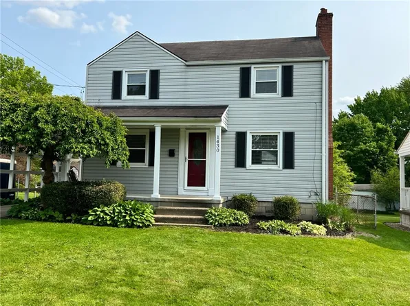 1430 Glenwood Dr, Sharon, PA 16146