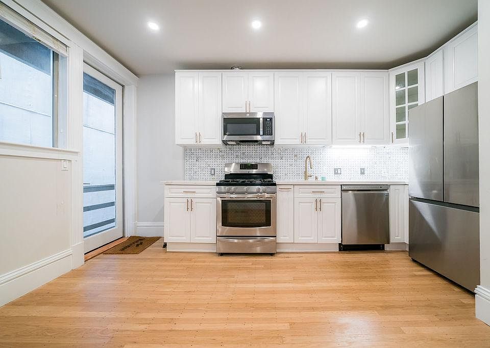 1st image of 2454 Geary Blvd APT 1