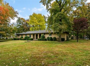 2335 Cherry Hill Dr, Siloam Springs, AR 72761