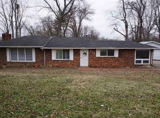 902 Oakdale Ter, Boonville, IN 47601