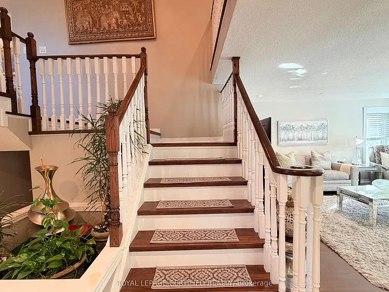 43 Boulding Ave — Photo 23