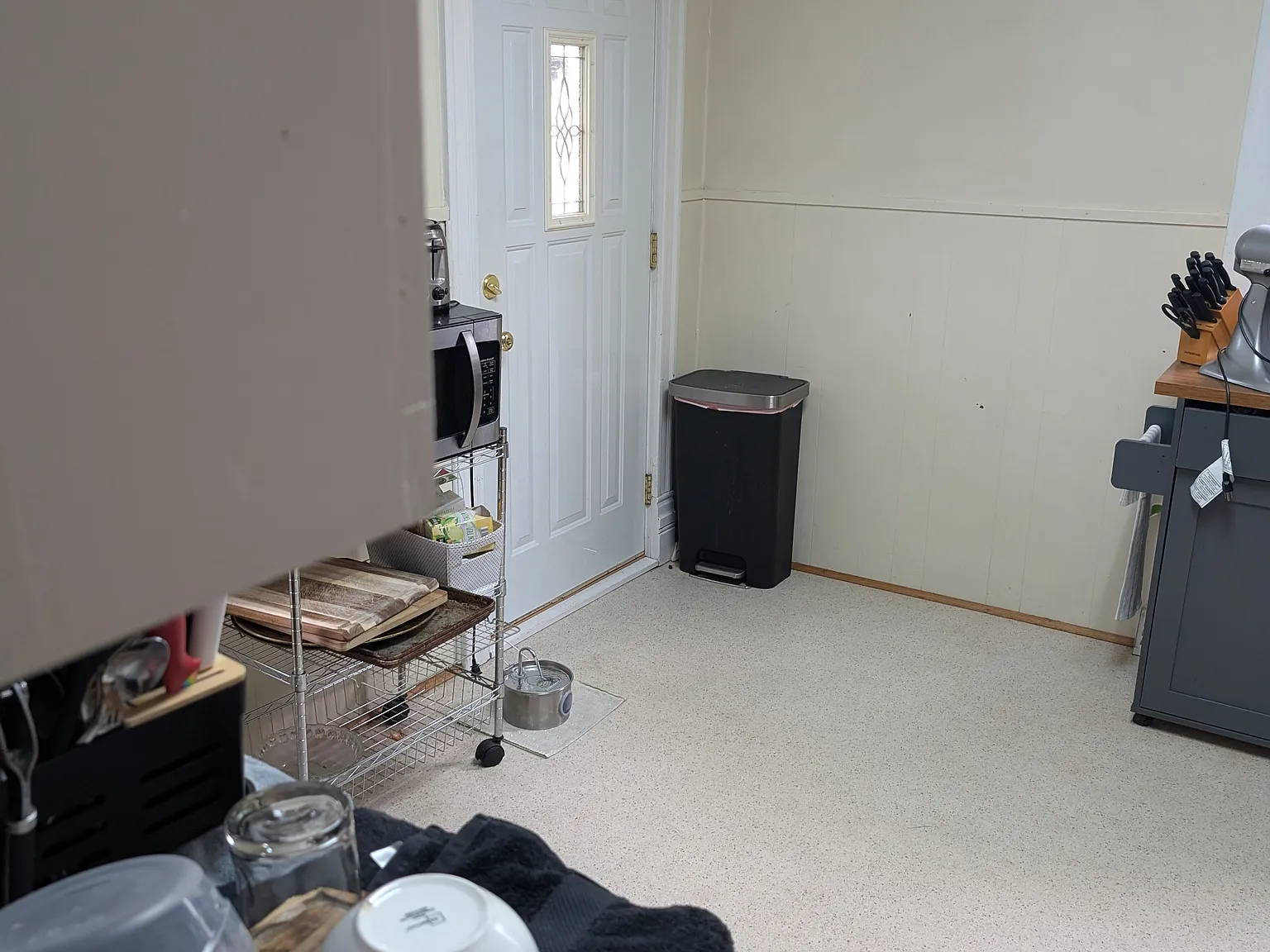 2 bed, $825 — Photo 2