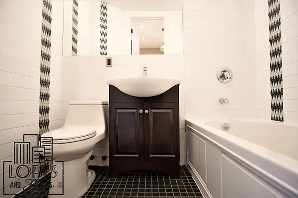 Rented by Lofts and Flats LLC | media 9