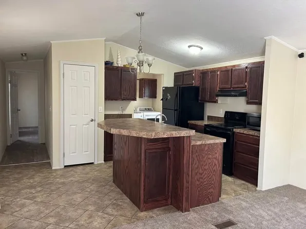 58 Charlsie Dr, Denison, TX 75020