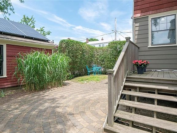 4th image of 446 Broadway St #B