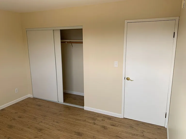 4700 Dexter Dr — Photo 15