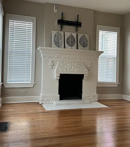 2552 NW 22nd St — Photo 2