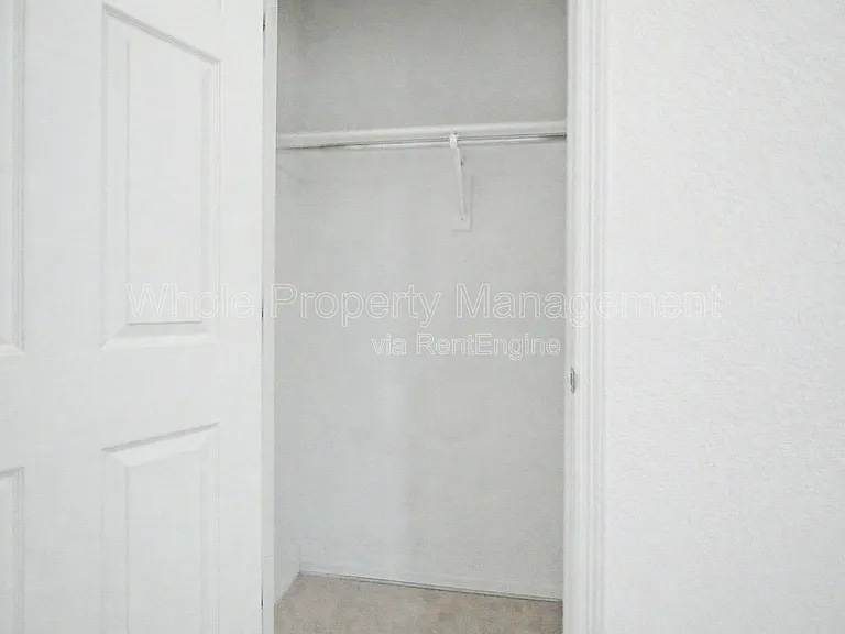 11081 Independence Cir W — Photo 18