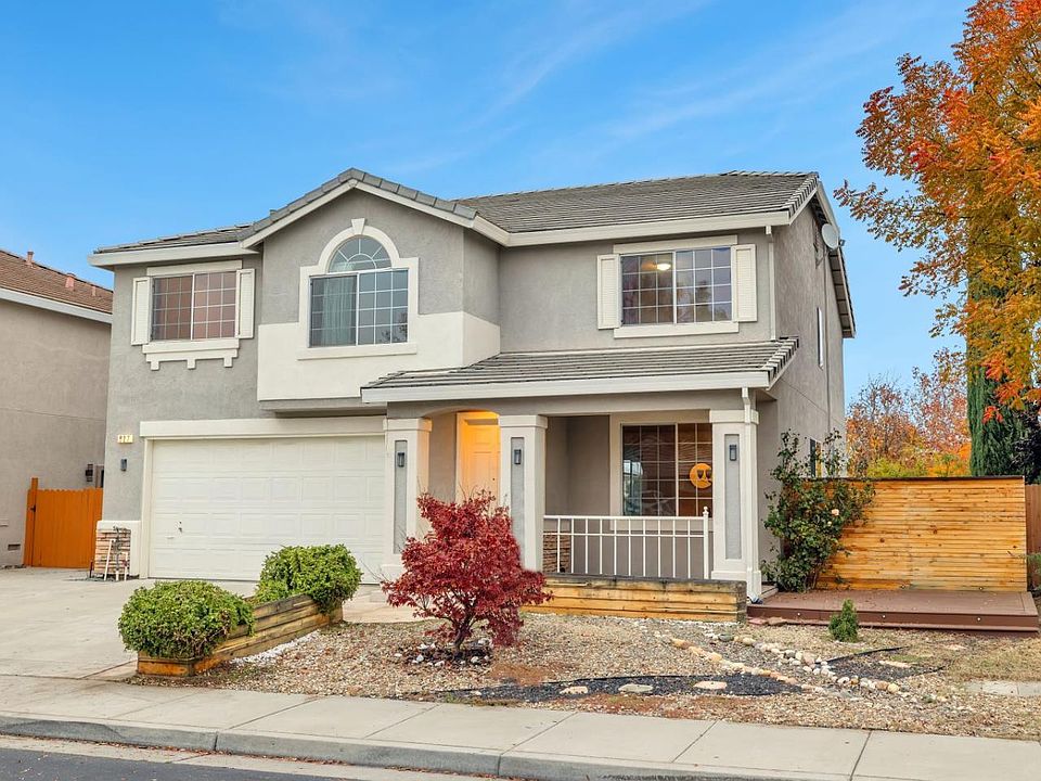 1st image of 827 Sagewood Ln