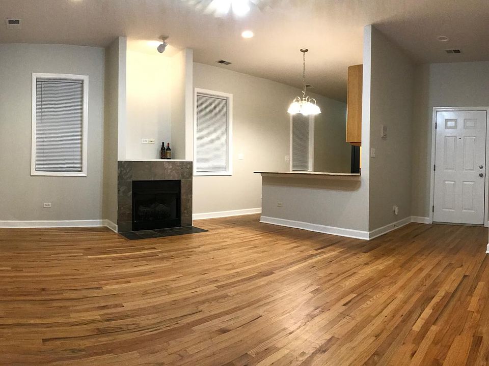 Luxury condo for Rent - 2 Bed, 2 Bath