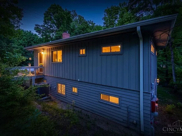 415 W Galbraith Rd, Cincinnati, OH 45215