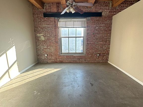5th image of 415 N 3rd St #17628667