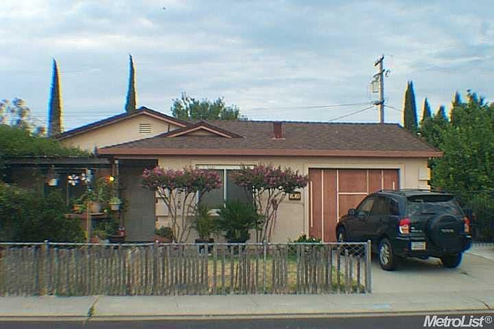 1st image of 16369 Bizzibe St