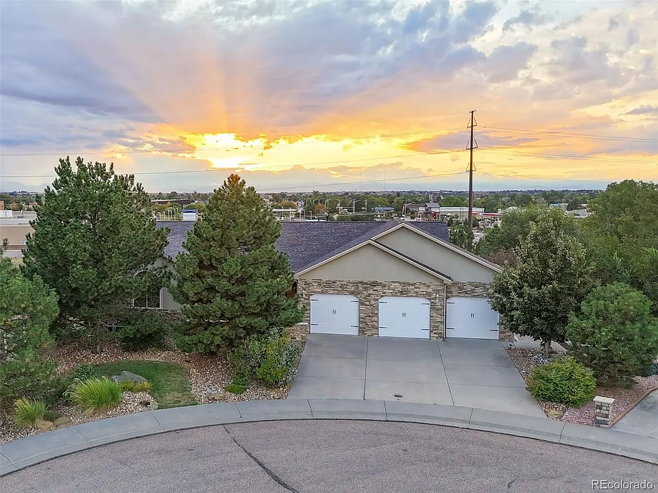 127 Corvette Ct
