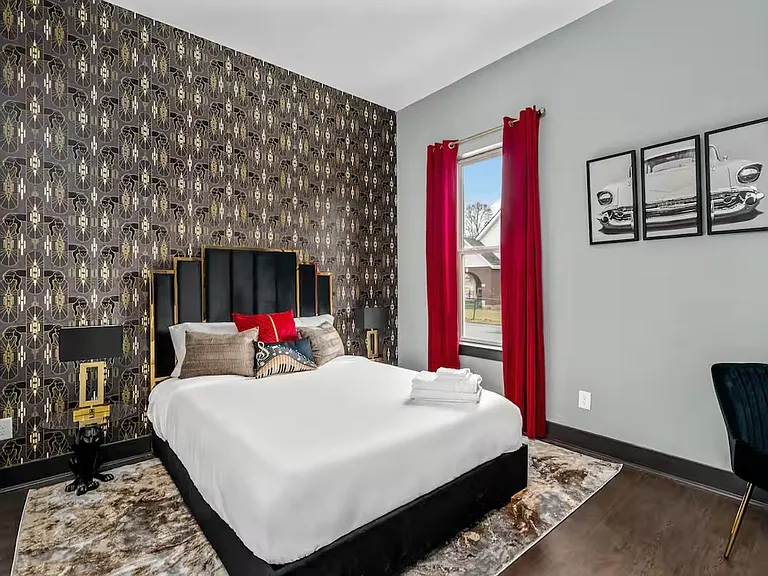 2723 Alameda St — Photo 13