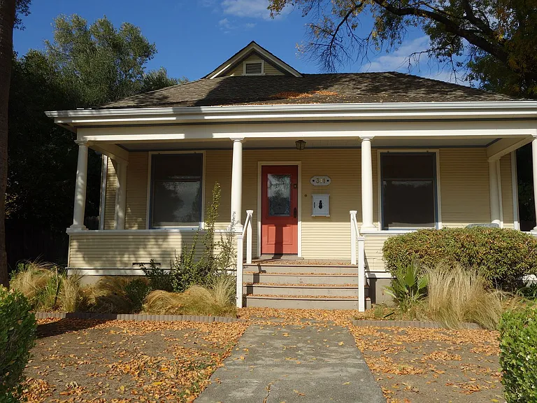 311 Main St — Photo 1