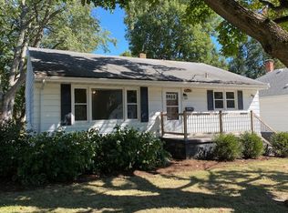 1306 1/2 S Linden St, Normal, IL 61761