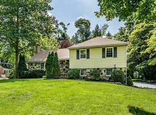 121 Wooded Ln, Villanova, PA 19085