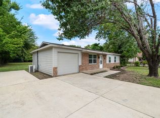 13817 Indian Wells Rd, Dallas, TX 75253