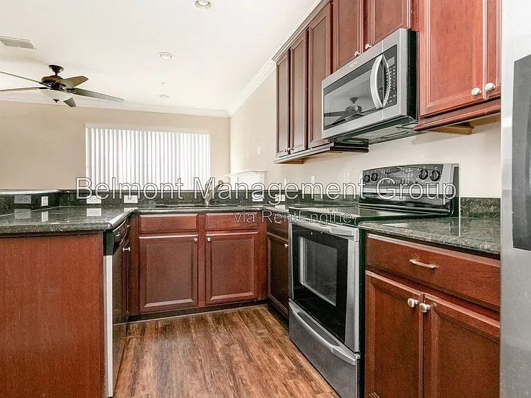 9426 Silver Buttonwood St — Photo 11