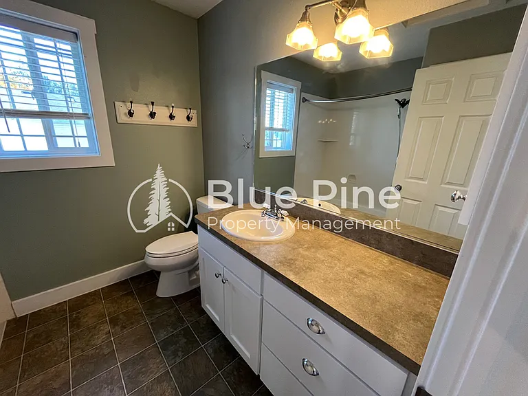 157 Leesburg Ln — Photo 24
