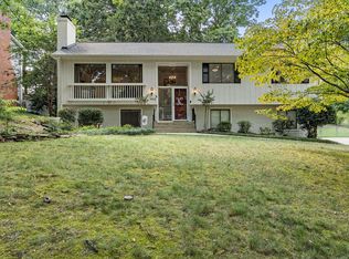 5513 Sweetbriar Dr, Raleigh, NC 27609