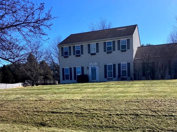 329 Heron Dr, Lincoln University, PA 19352