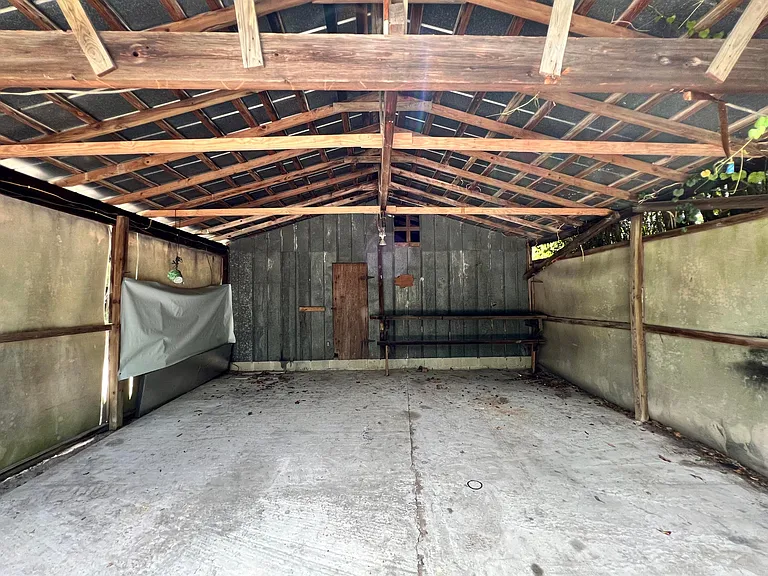1005 Kirby Dr — Photo 24