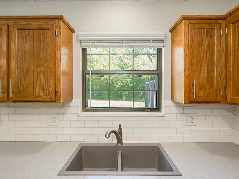 16 Wallingford Dr #16 — Photo 6