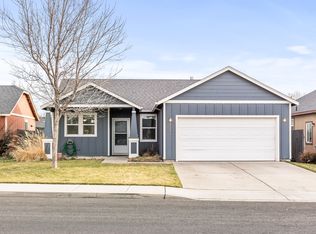 3244 SW Peridot Ave, Redmond, OR 97756