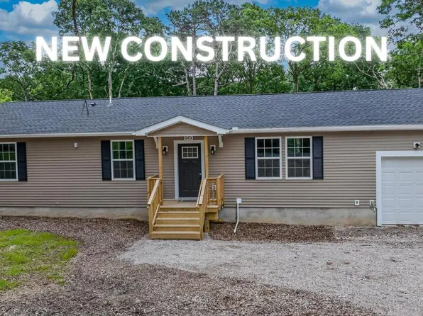 515 Hummingbird Ct, Bushkill, PA 18324